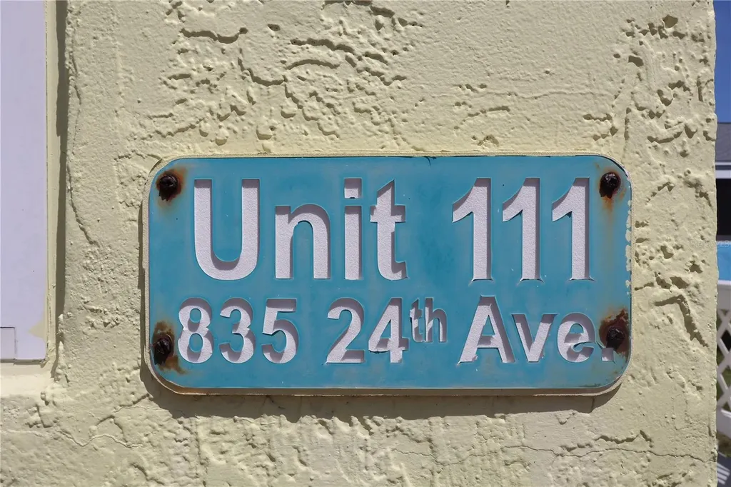835 E 24th Avenue New Smyrna Beach FL 32169