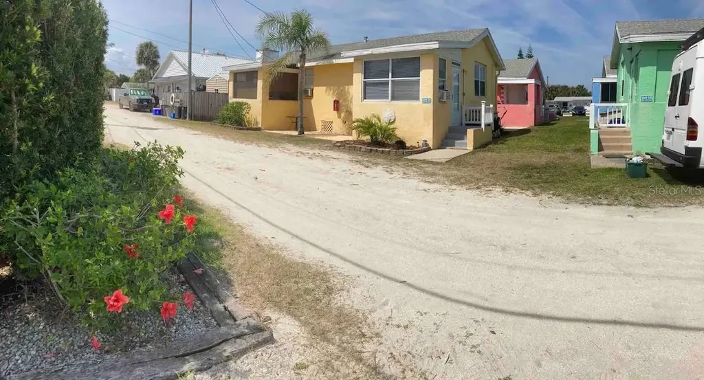 835 E 24th Avenue New Smyrna Beach FL 32169