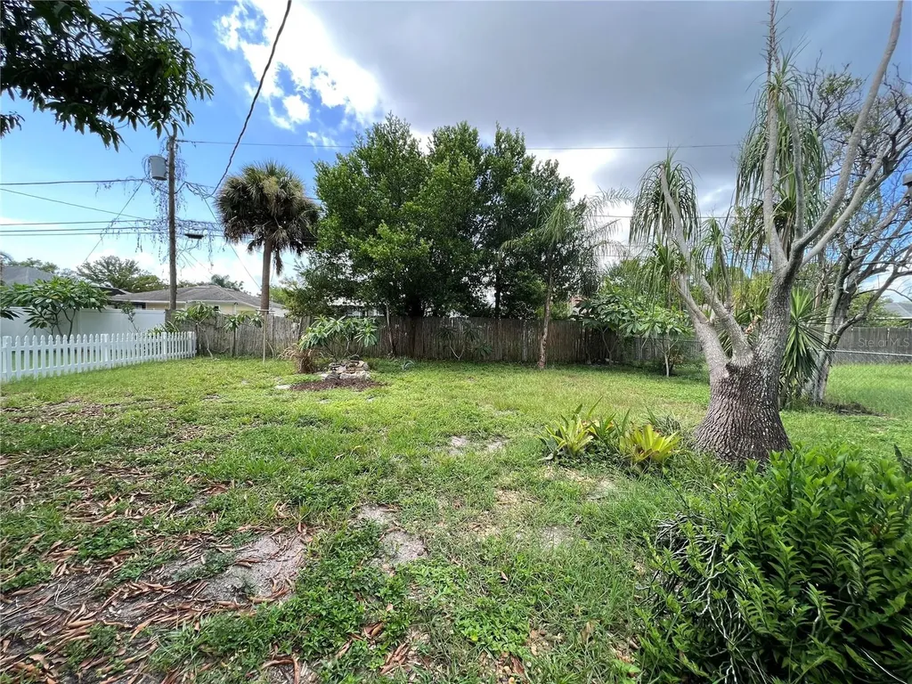 1535 Grove Street Clearwater FL 33755