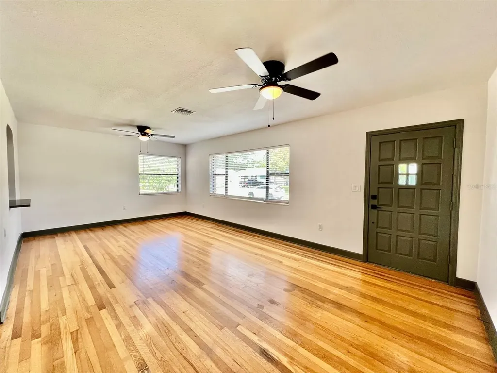 1535 Grove Street Clearwater FL 33755