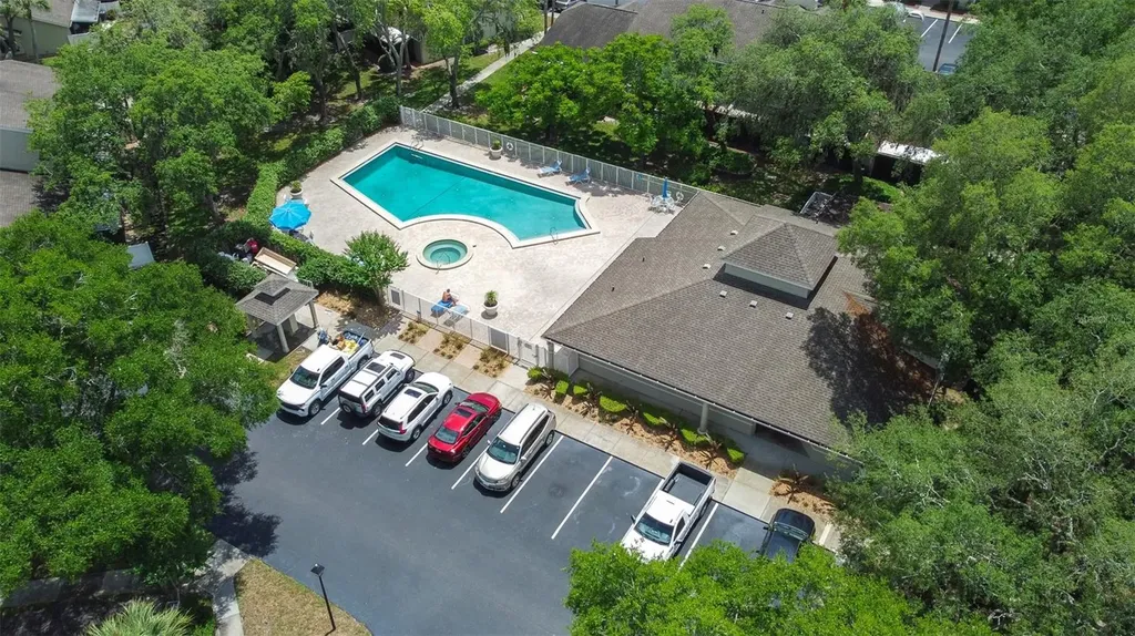 5100 Burchette Road Tampa FL 33647