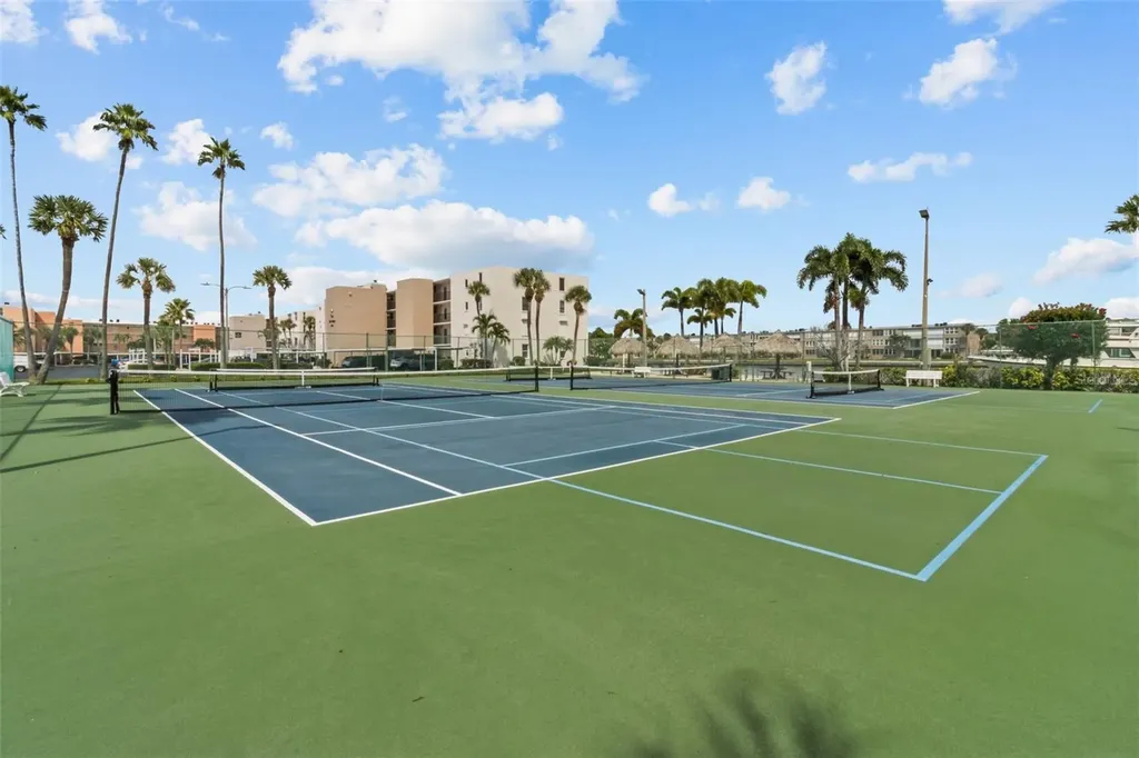 7400 Sun Island Drive S South Pasadena FL 33707