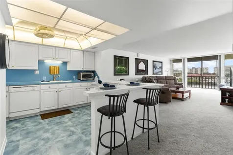 7400 Sun Island Drive S South Pasadena FL 33707