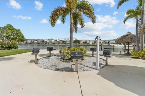 7400 Sun Island Drive S South Pasadena FL 33707