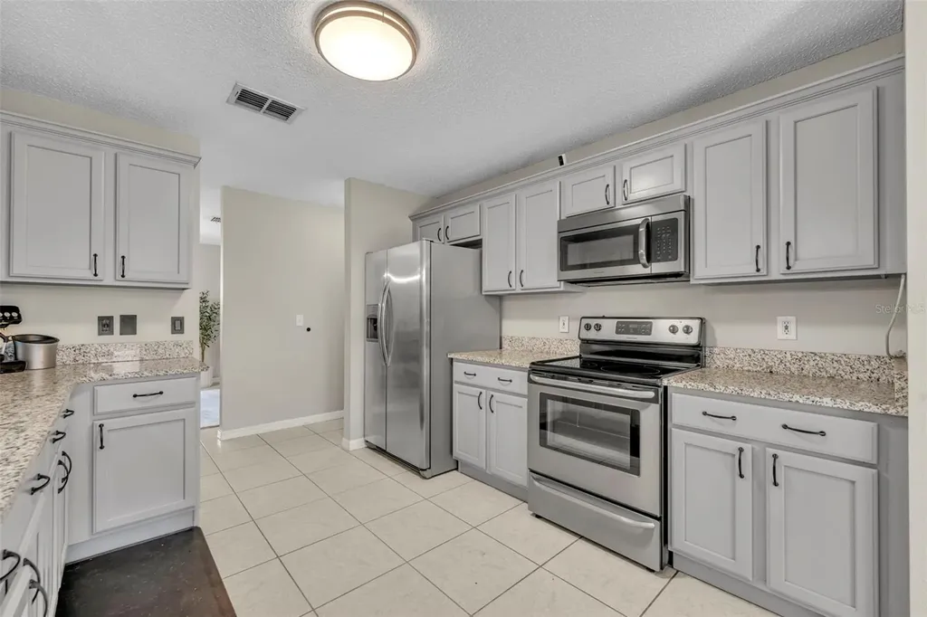 1852 Vale Drive Clermont FL 34711