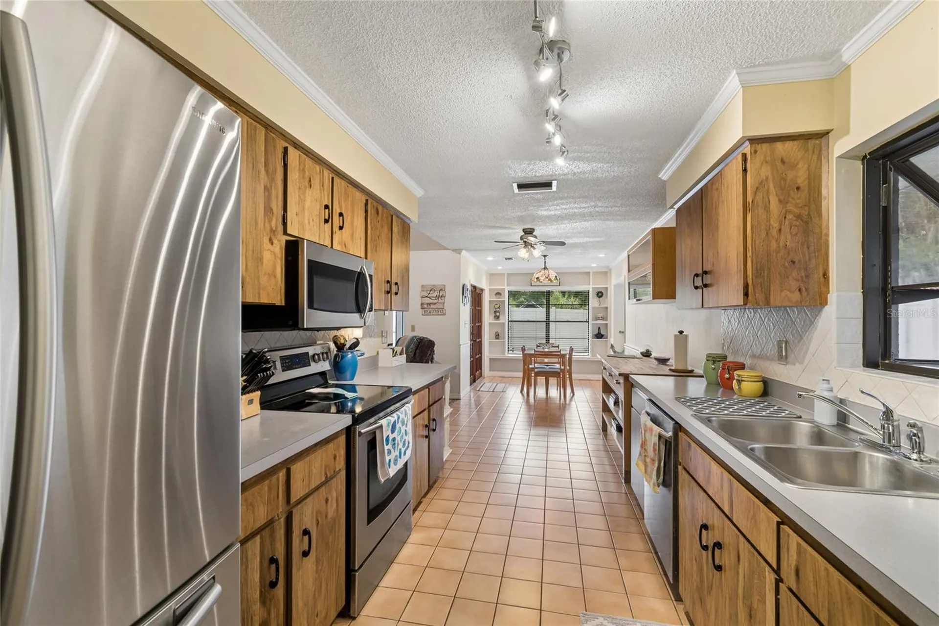 5127 Nashville Drive Tampa FL 33624