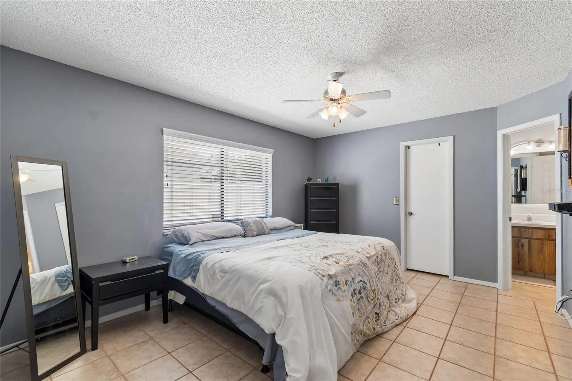 5127 Nashville Drive Tampa FL 33624