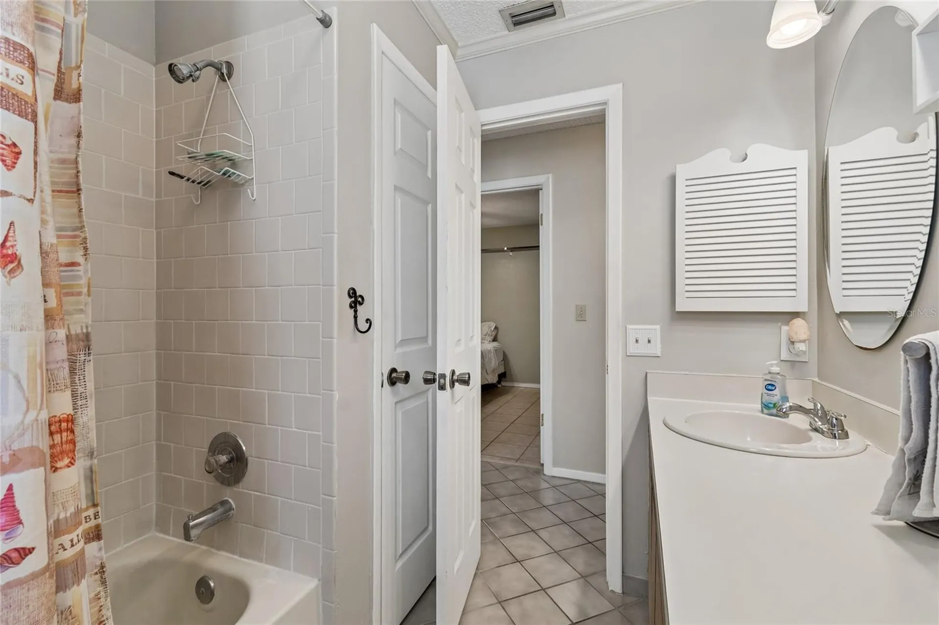 5127 Nashville Drive Tampa FL 33624