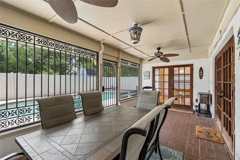 5127 Nashville Drive Tampa FL 33624
