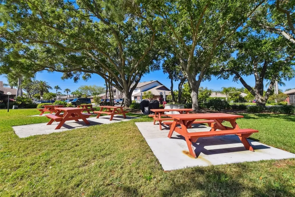 2715 72nd Street Court W Bradenton FL 34209