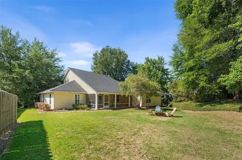7418 White Oaks Road Alachua FL 32615