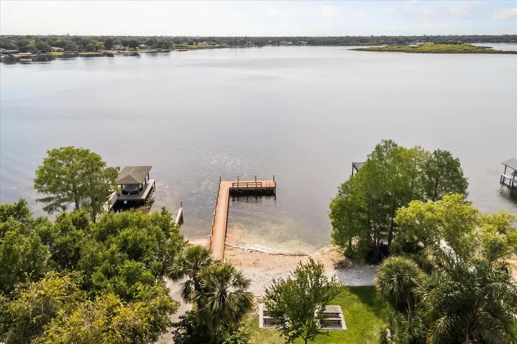 4072 Summerwood Avenue Orlando FL 32812