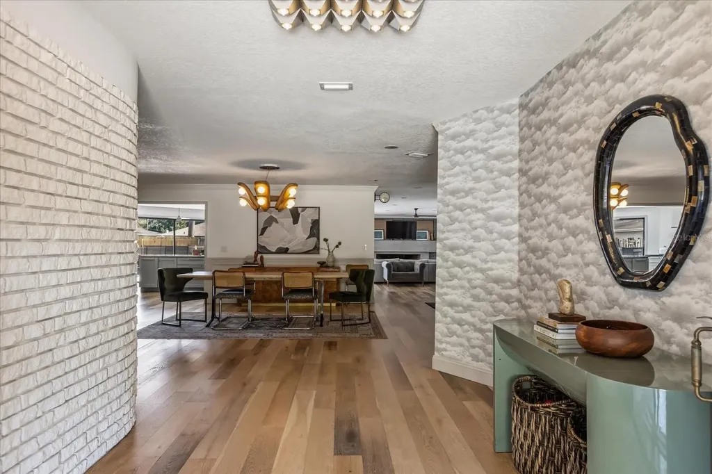 4072 Summerwood Avenue Orlando FL 32812