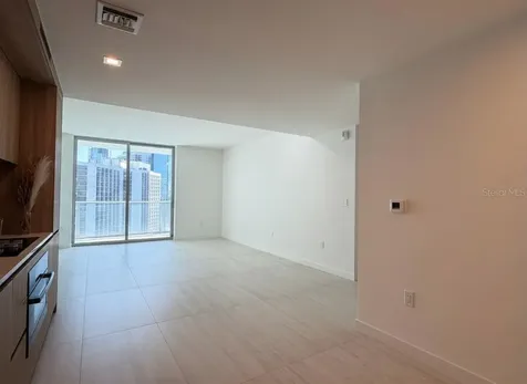 77 SE 5th Street Miami FL 33131