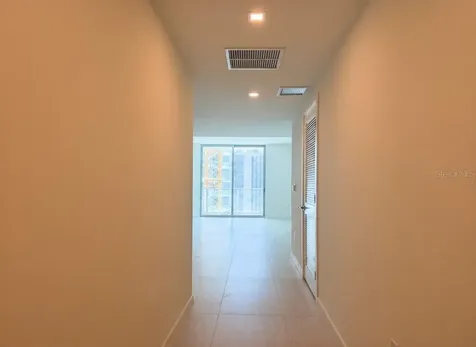 77 SE 5th Street Miami FL 33131