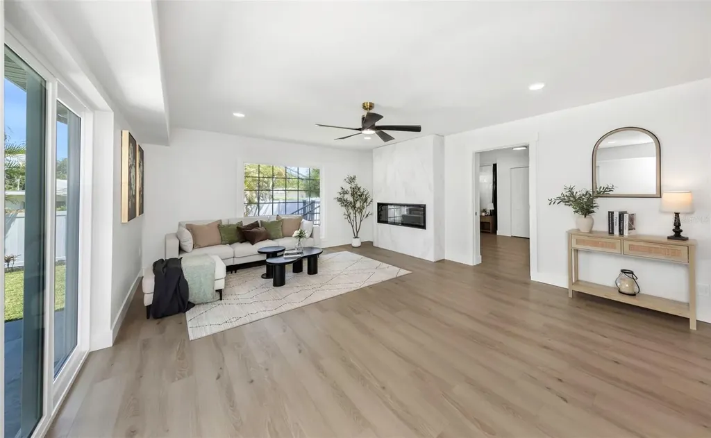 318 Mehlenbacher Road Belleair FL 33756