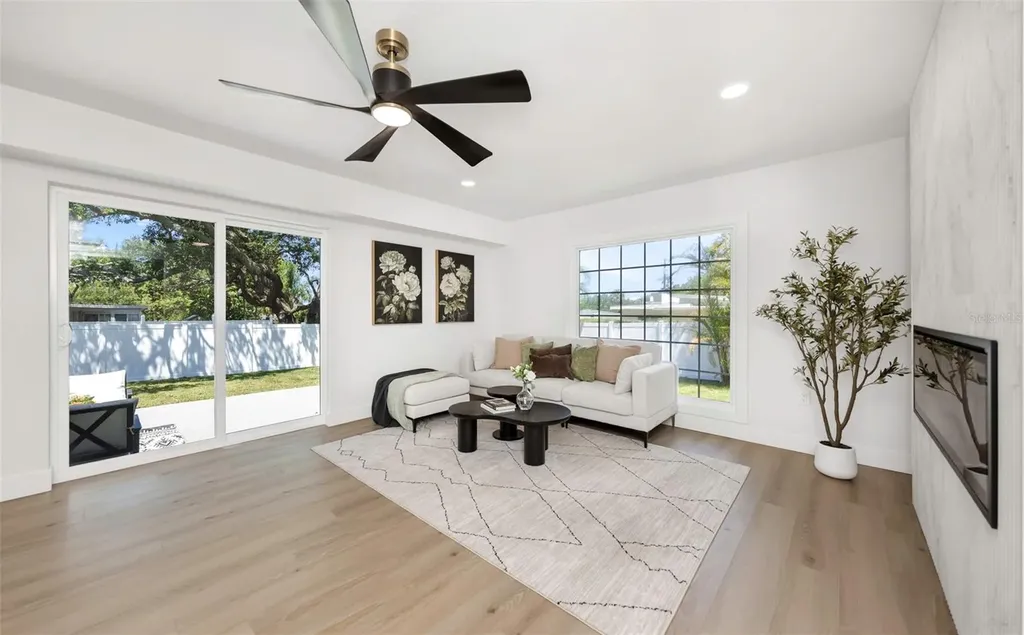 318 Mehlenbacher Road Belleair FL 33756