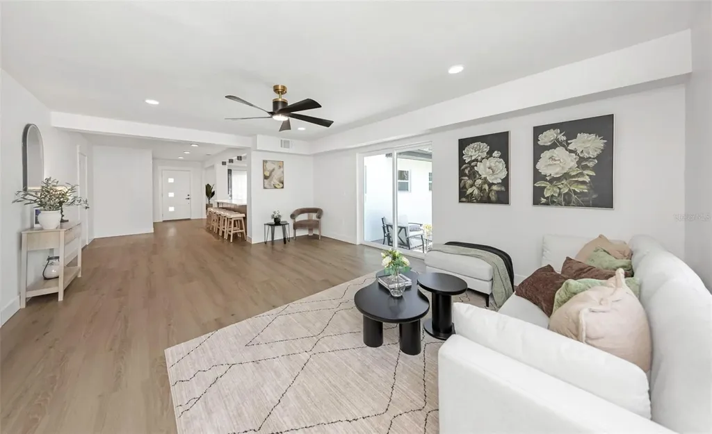 318 Mehlenbacher Road Belleair FL 33756