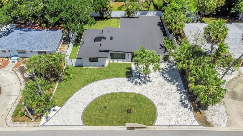 318 Mehlenbacher Road Belleair FL 33756