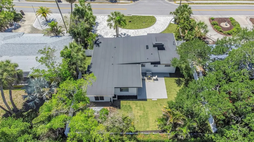318 Mehlenbacher Road Belleair FL 33756