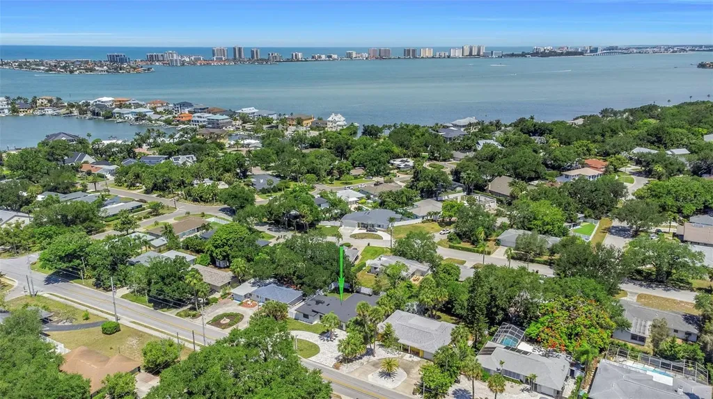 318 Mehlenbacher Road Belleair FL 33756