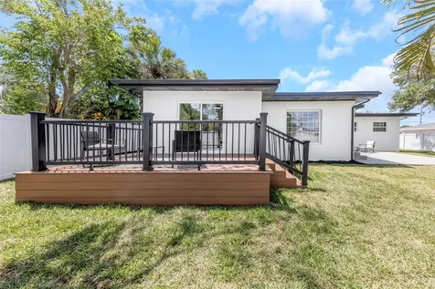318 Mehlenbacher Road Belleair FL 33756