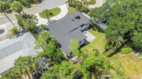 318 Mehlenbacher Road Belleair FL 33756