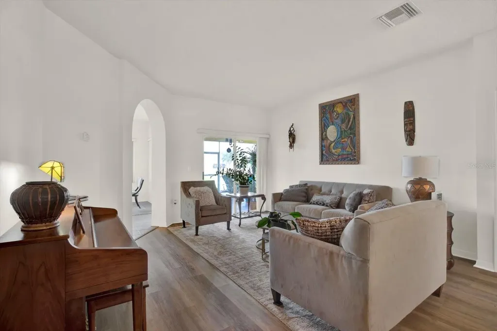 18123 Kara Court Tampa FL 33647