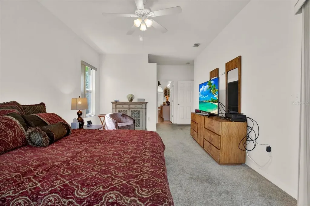 18123 Kara Court Tampa FL 33647