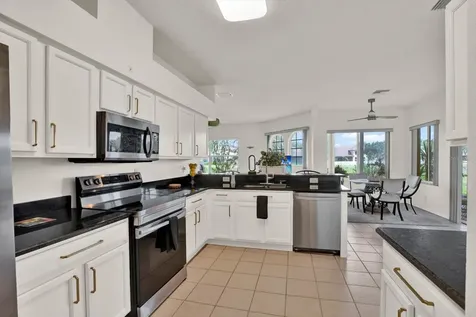 18123 Kara Court Tampa FL 33647