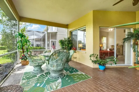 18123 Kara Court Tampa FL 33647
