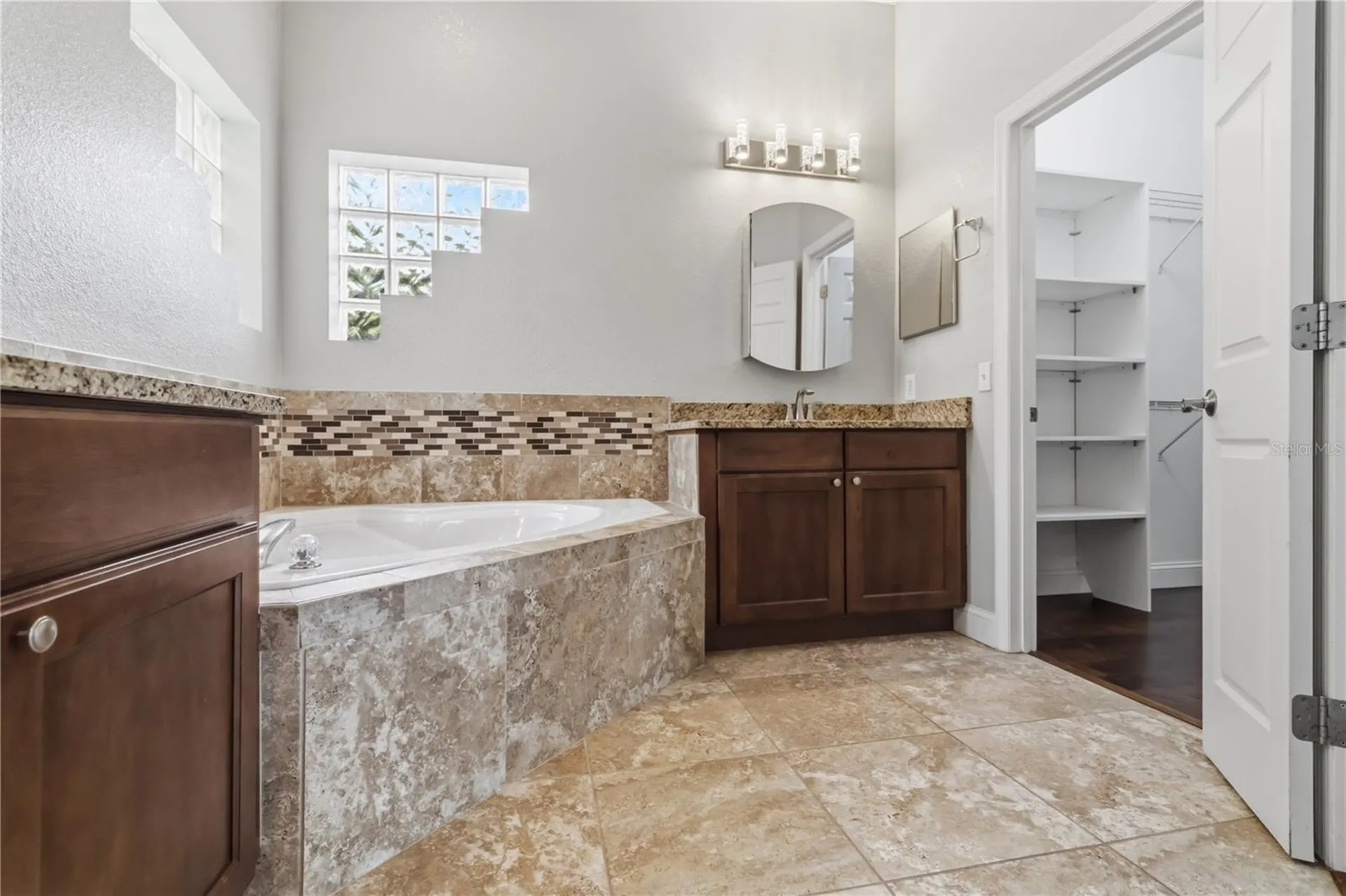 5104 52nd Avenue W Bradenton FL 34210