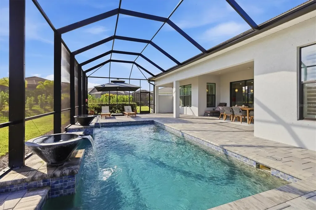 4950 Kiva Circle Bradenton FL 34211