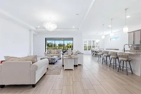 4950 Kiva Circle Bradenton FL 34211
