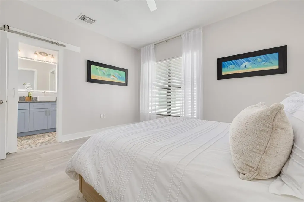 946 Highland Avenue Dunedin FL 34698