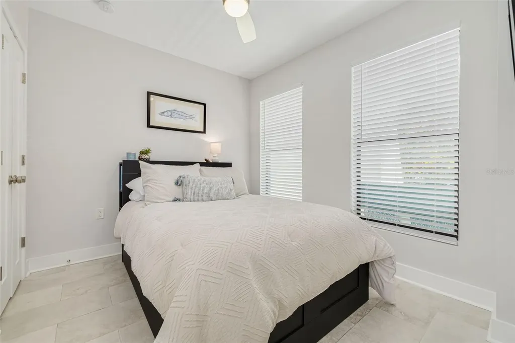946 Highland Avenue Dunedin FL 34698
