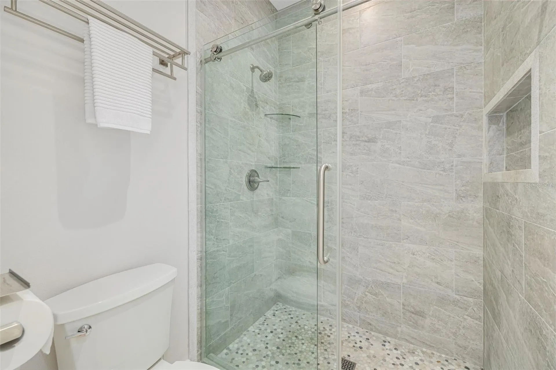 946 Highland Avenue Dunedin FL 34698