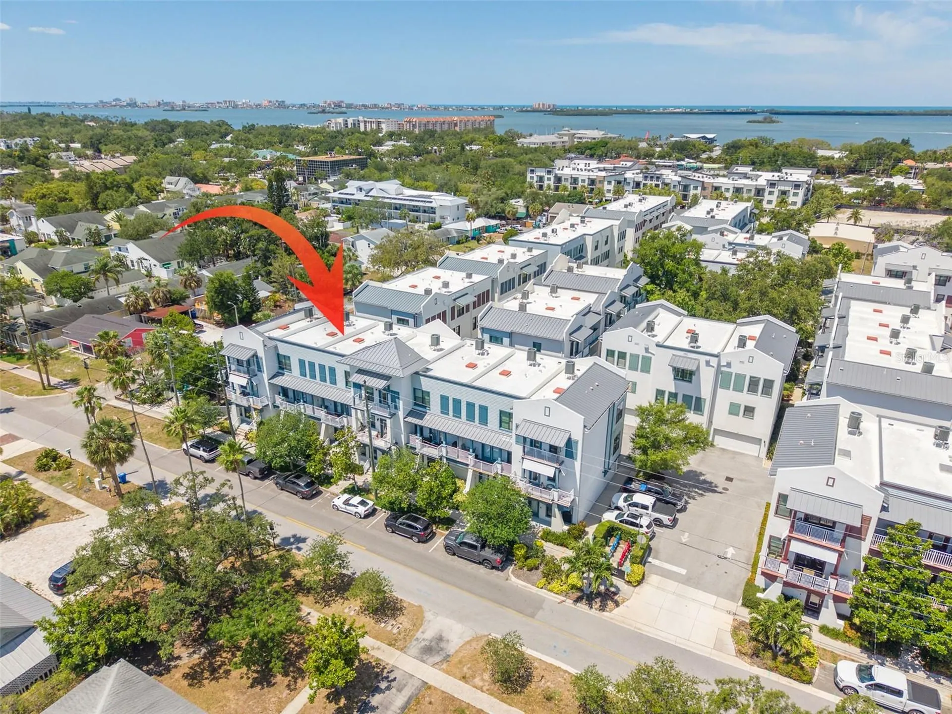 946 Highland Avenue Dunedin FL 34698