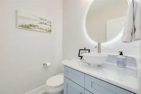 946 Highland Avenue Dunedin FL 34698