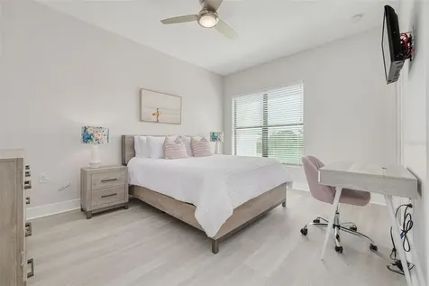 946 Highland Avenue Dunedin FL 34698