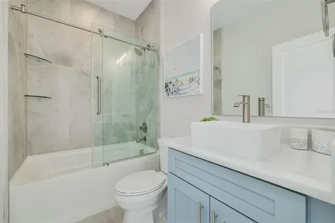 946 Highland Avenue Dunedin FL 34698