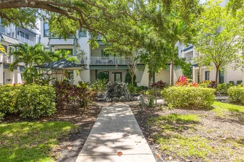 946 Highland Avenue Dunedin FL 34698