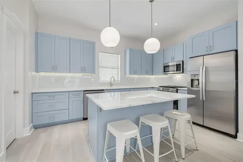 946 Highland Avenue Dunedin FL 34698