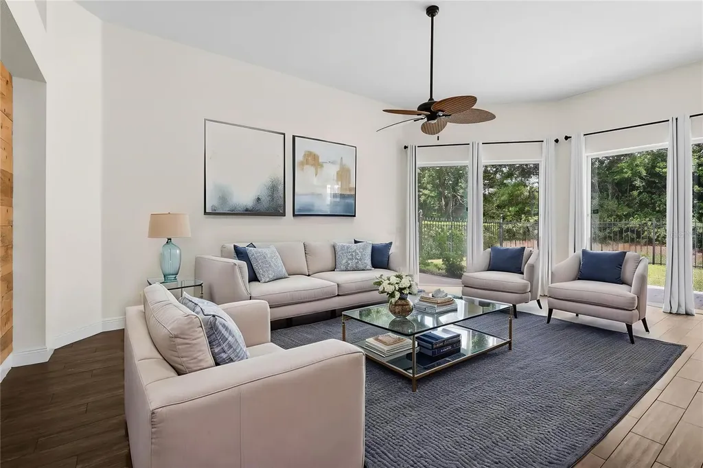 8307 Planters Knoll Terrace Bradenton FL 34201