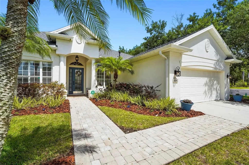 8307 Planters Knoll Terrace Bradenton FL 34201