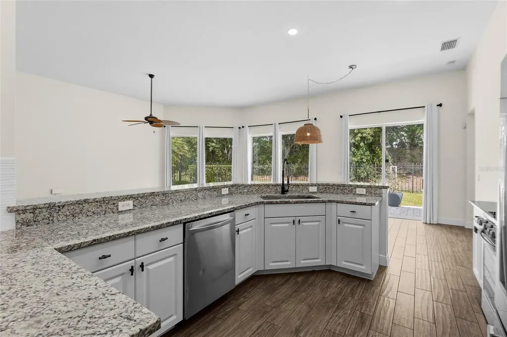 8307 Planters Knoll Terrace Bradenton FL 34201