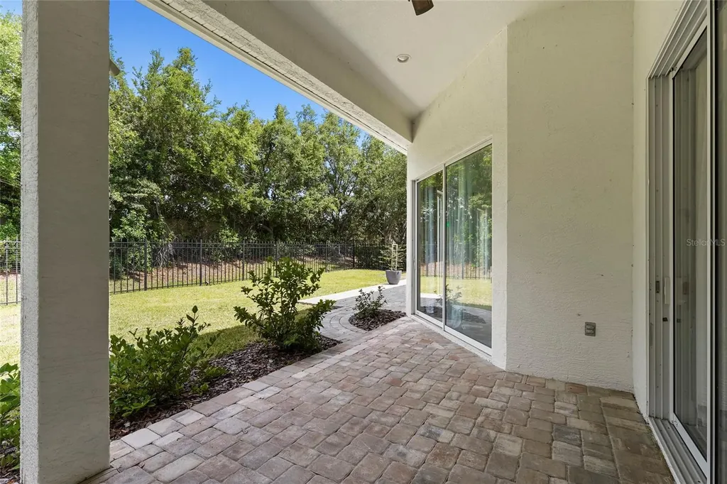 8307 Planters Knoll Terrace Bradenton FL 34201