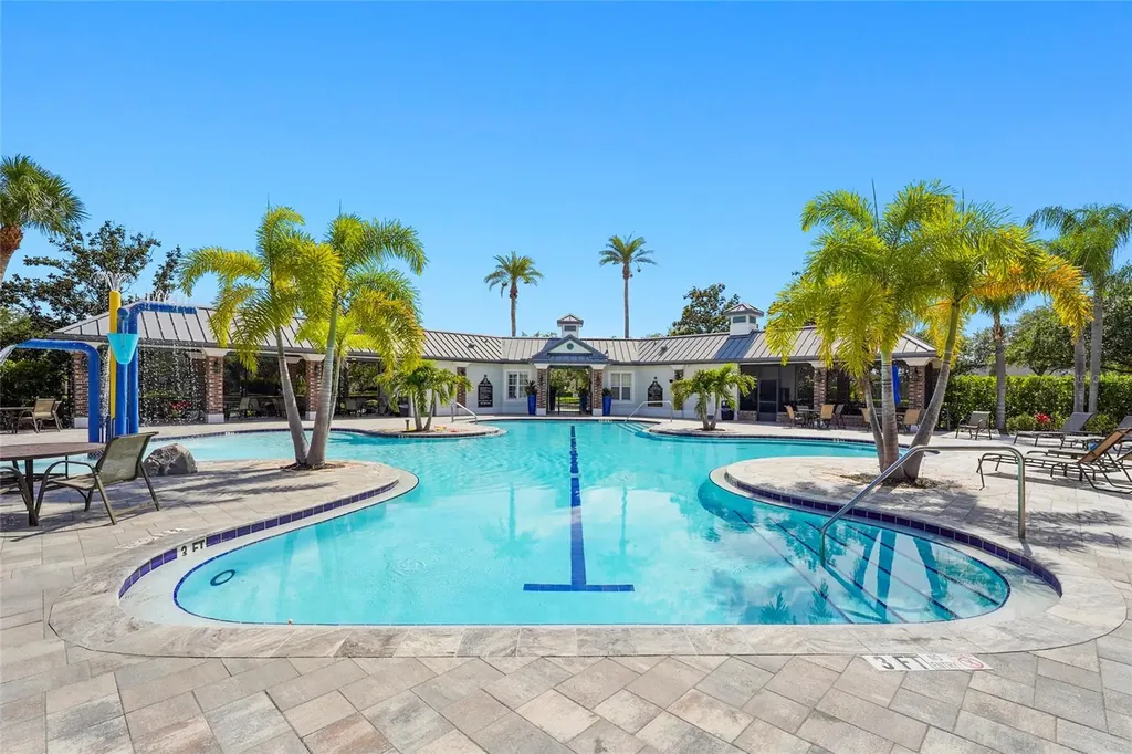 8307 Planters Knoll Terrace Bradenton FL 34201