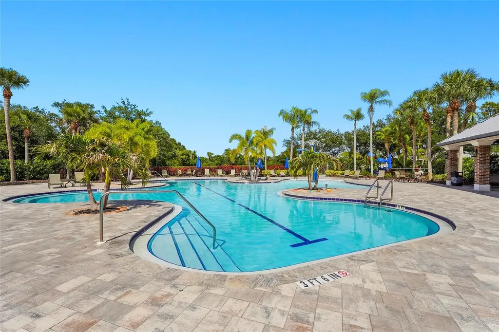 8307 Planters Knoll Terrace Bradenton FL 34201
