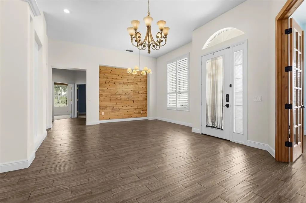 8307 Planters Knoll Terrace Bradenton FL 34201